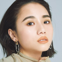 シャネルのリキッドファンデなら素肌っぽいツヤが再現できる｜ヘア＆メイク林由香里さんの＃美的な春顔