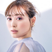 福原遥が気になる2021春メイク｜いつもはブラウンメイクが多めだけど春らしいフェミニン顔にトライ♪