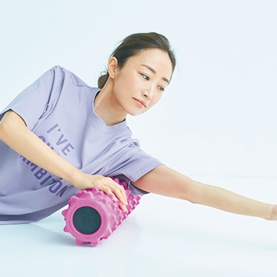 話題の「筋膜リリース」で凝り解消・美容のプロ実践【4つ】のやり方とおすすめアイテム【2選】