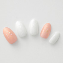 【365日ネイル】異なる光感で垢抜ける！洗練された桜貝カラーネイル