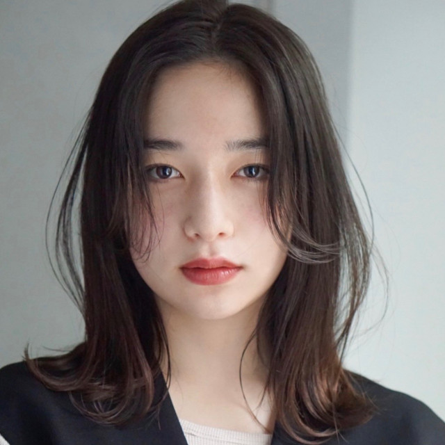 色っぽ美人 黒髪セミロング 19の実例 ヘアアレンジ 美的 Com