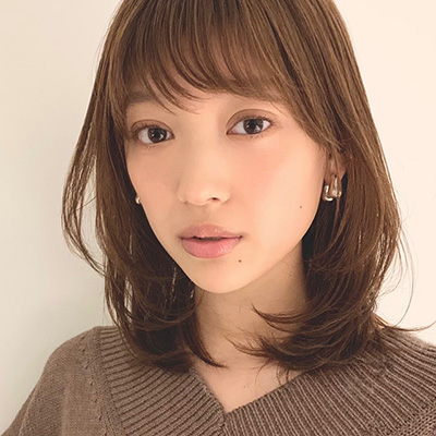 小顔効果も！360°どこから見ても黄金バランスの女っぽミディ