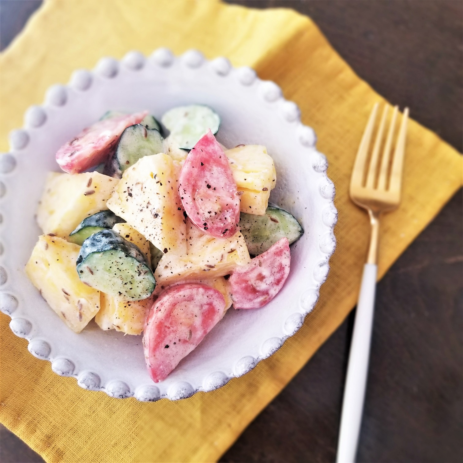 腸をスッキリきれいに整え、すっぴん力も上げる！「パイナップルと