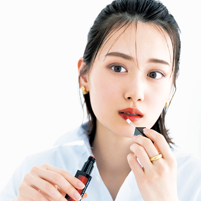 落ちないレブロンの赤リップで勝負の日に気合い注入！｜乃木坂46 山下美月さん主演