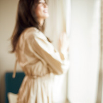 教えてミキティ！ 転職への考え、コロナ禍での変化、夫婦仲の秘訣etc.…｜モデル・美容研究家の有村実樹に質問