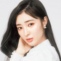 【韓国メイク】『キム秘書はいったい、なぜ？』の敏腕美人秘書風メイクをH&M Georgeさんがレクチャー！