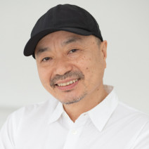 「若い頃のメイクが似合わなくなったら、可能性が広がったということ」｜ビューティークリエイター吉川康雄さんが考えるメイクの転機とは？