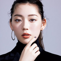 プチプラコスメでクールでミステリアスなデキる女風に変身｜人気H&M paku☆chanさんがレクチャー