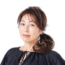 【たたくだけ】お出かけ前10分で！ “瞬間シュッと見え”メソッドで今日だけ引き締まったフリ！