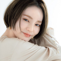 奇跡の40歳！ 藤井明子さんが「買って良かった！」アイテム3選｜今欲しいものも大公開！