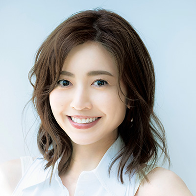 目元美人・片瀬那奈さんの秘密は“前髪”にあり！「前髪なしの頃より今はアレンジが楽しい」【美的GRAND】