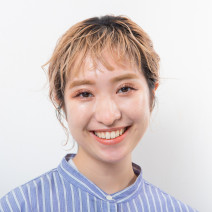 髪が細くてボリュームが出にくい。ふんわりアレンジのコツとは？【髪のプロが指南！ヘアのお悩み一問一答vol.19】