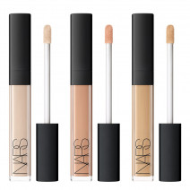 大人気！NARS「ラディアントクリーミーコンシーラー」全11色をチェック！色選びのポイントは？