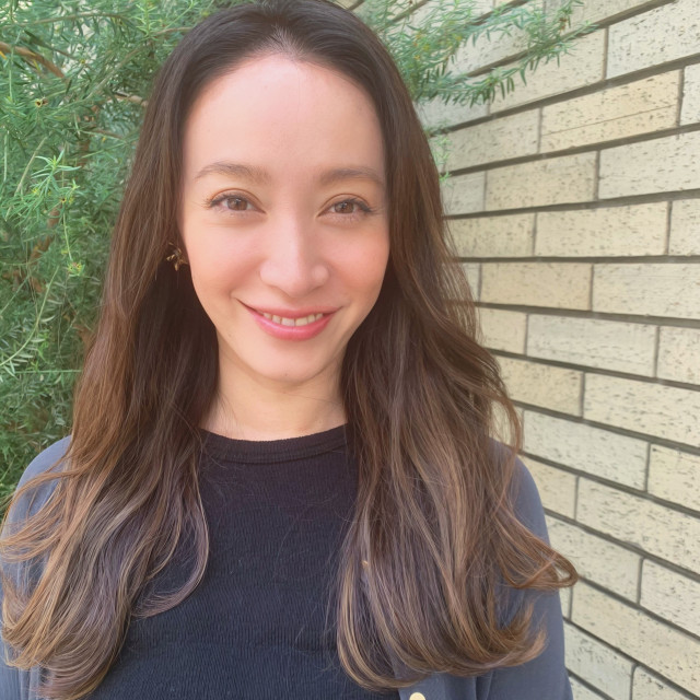 白髪は極細のぼかしハイライトが 大人の上品ロングヘア 美的 Com 白髪は極細のぼかしハイライトが 大人の上品ロングヘア 美的 Com