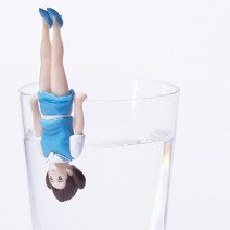 どんな種類の水を飲むとむくみが取れるの？｜アクアソムリエマイスターが解説