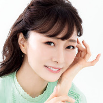 石井美保流 涼しげベースメイク｜夏に真似したいナチュラルツヤ肌のポイントとは？