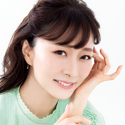 石井美保流 涼しげベースメイク｜夏に真似したいナチュラルツヤ肌のポイントとは？