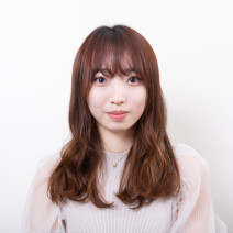 膨らむ＆広がる人向け！バームでボリュームダウンさせるコツ【髪のプロが指南！ヘアのお悩み一問一答vol.25】