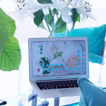 “疲れ知らず”な人たちの秘訣は？仕事部屋からデスクワークの相棒まで！