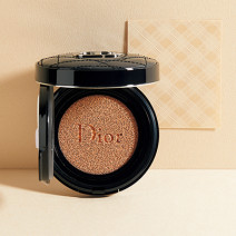 【くずれ防止】2021年秋冬新作 ベースコスメまとめ｜ディオール、アルビオン、NARS…一日中透明肌をキープ！
