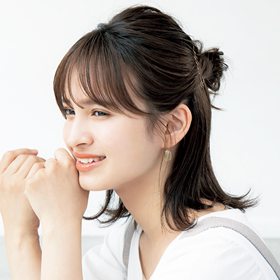 【小顔見せヘア】ハチ周りをタイトにする「ハーフアップお団子」のアレンジ！