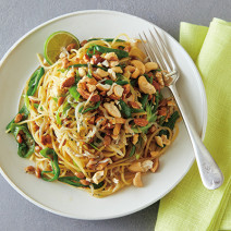 女性ホルモンを整える！ 納豆ジャコ×ししとうのパスタ｜簡単「腸ぱく」レシピ
