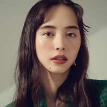 アナ スイのマスカラでおしゃれモード顔に！ ベージュブラウンをべースに華やぎをプラス♪