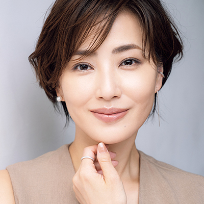 モデル・真樹麗子さん「塗るだけで今っぽくなれるのが最新ファンデのいいところ！」