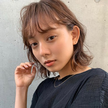 面長カバーのボブパーマ！シースルーバング＆重めシルエットでおしゃれに｜最旬ヘアカタログ