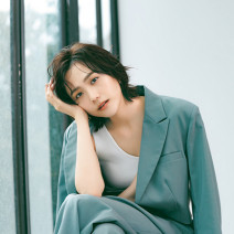 松井愛莉さんが変身！「新しい眉って楽しい♪」今年の秋は“自分らしい眉”にアップデート