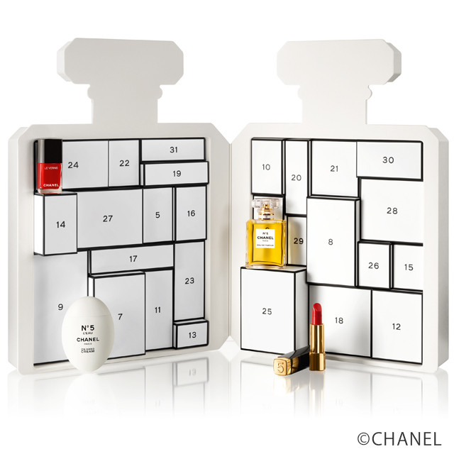 シャネル　ザカレンダー　箱のみ 2021xmasL-1-3-640x640.jpg