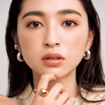 オリーブブラウン眉は女性らしさ＆ニュアンスが手に入る♪ こなれ感アップのポイントは？