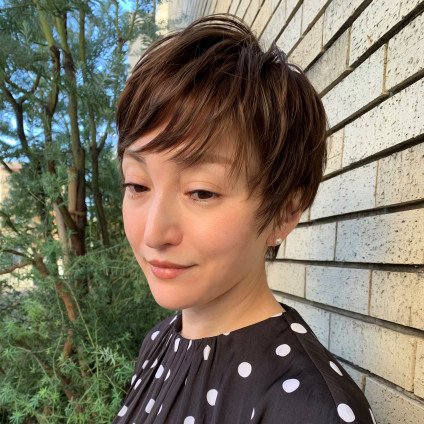 極細ハイライトで作る大人マニッシュショート