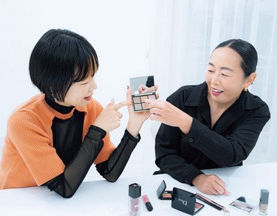【ベスコス解説】H＆M 岡田知子さん×paku☆chanさん｜21年下半期のベスコスを読み解きます！＜カラーメイク編＞