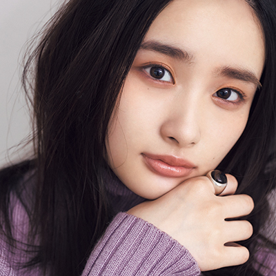 エクセルの人気アイシャドウで大人カジュアルに変身！｜人気H&M paku☆chanさんのテクニックを伝授