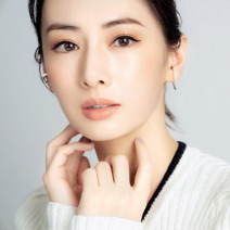 北川景子さん「美容への向き合い方も変化…シンプルケアや便利グッズも活用中」｜『美的』2月号スペシャルインタビュー