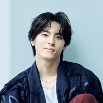 高野洸さん「原作ファンの方に納得してもらえる演技、ビジュアルにこだわりたい」｜2.5次元舞台『ヒプノシスマイク -Division Rap Battle-』直撃インタビュー