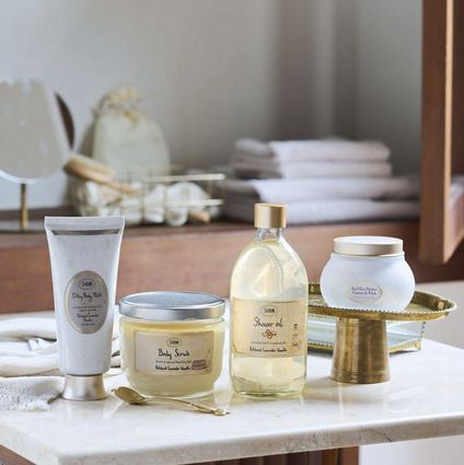 【予約受付中!!】豪華な人気アイテムのミニサイズが4つもついた『美的×SABON　顔も体もつるんとしっとり体感BOX』2022年1月21日発売！