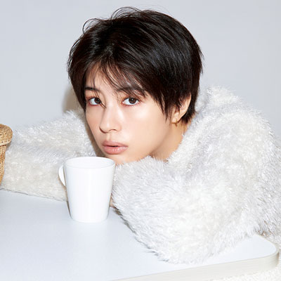 優しい温度を演出する「こたつメイク」の作り方｜芯のある大人っぽさと柔らかい血色感がポイント