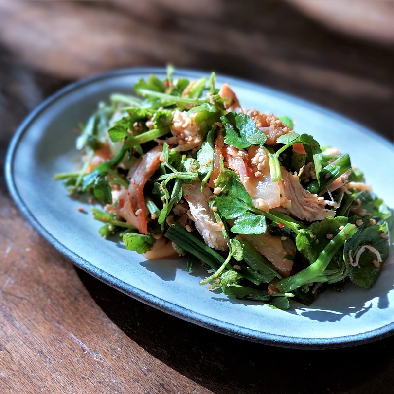 バランスよくアクティブに腸活＆免疫サポート！「鶏ささみとセリのキムチあえサラダ」Today’s SALAD #192