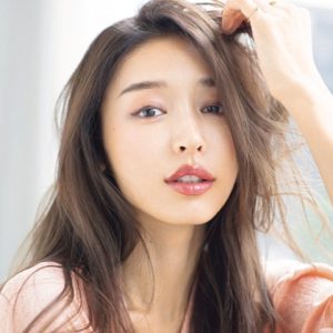 加治 ひとみさん