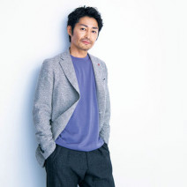 俳優・安田 顕さん「人間皆、ひとりひとりが主人公」｜映画『私はいったい、何と闘っているのか』スペシャルインタビュー