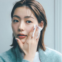 「ファンデやパウダーが粉っぽく浮いてしまう」解決法を人気H&Mがレクチャー｜冬のあるある悩み