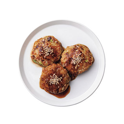 【簡単レシピ】キャベツと鶏ひき肉のつくねハンバーグ｜にっこり調整「ニコごはん」