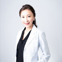 カラーやパーマ、ヘアスタイリングは薄毛につながる？薄毛を予防する食事とは？【女医に訊く#188】