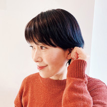 鎖骨プッシュや耳たぶ回しetc…今日からすぐ実践できる！美容賢者の「たるませない」裏ワザ5つ