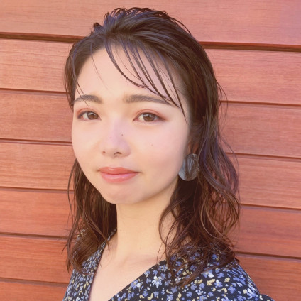 産後の産毛は「触覚前髪」でお洒落に大変身！大人可愛いセミロングスタイル