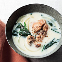 【簡単レシピ】「サケ缶の豆乳スープ」で乾燥によるくすみ肌を解消♪