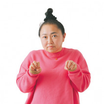 カラフルな春色をおしゃれに使うには？人気ヘアメイク木部明美さんが語る「春盛りメイクの極意」