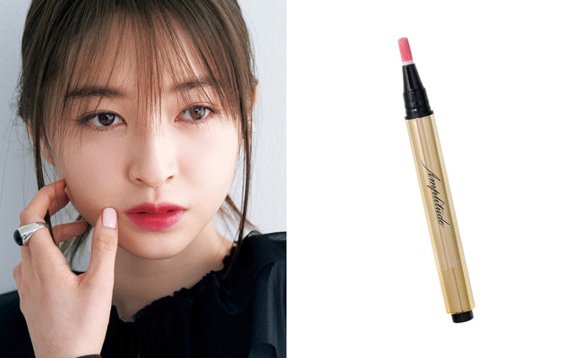 派手になりがちな赤リップも ピンク をプラスするだけでしゃれ見えに おすすめアイテムは 美的 Com 派手になりがちな赤リップも ピンク をプラスするだけでしゃれ見えに おすすめアイテムは 美的 Com